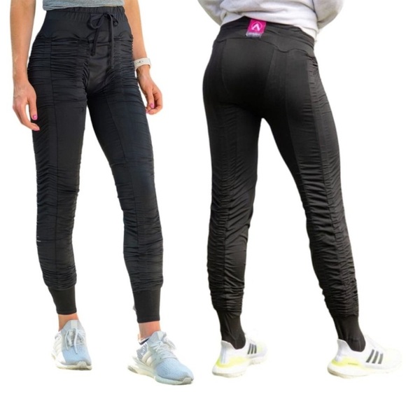 Agogie Resistance Training Leggings 40+ Size L – Athletic Fit Black - Picture 1 of 15